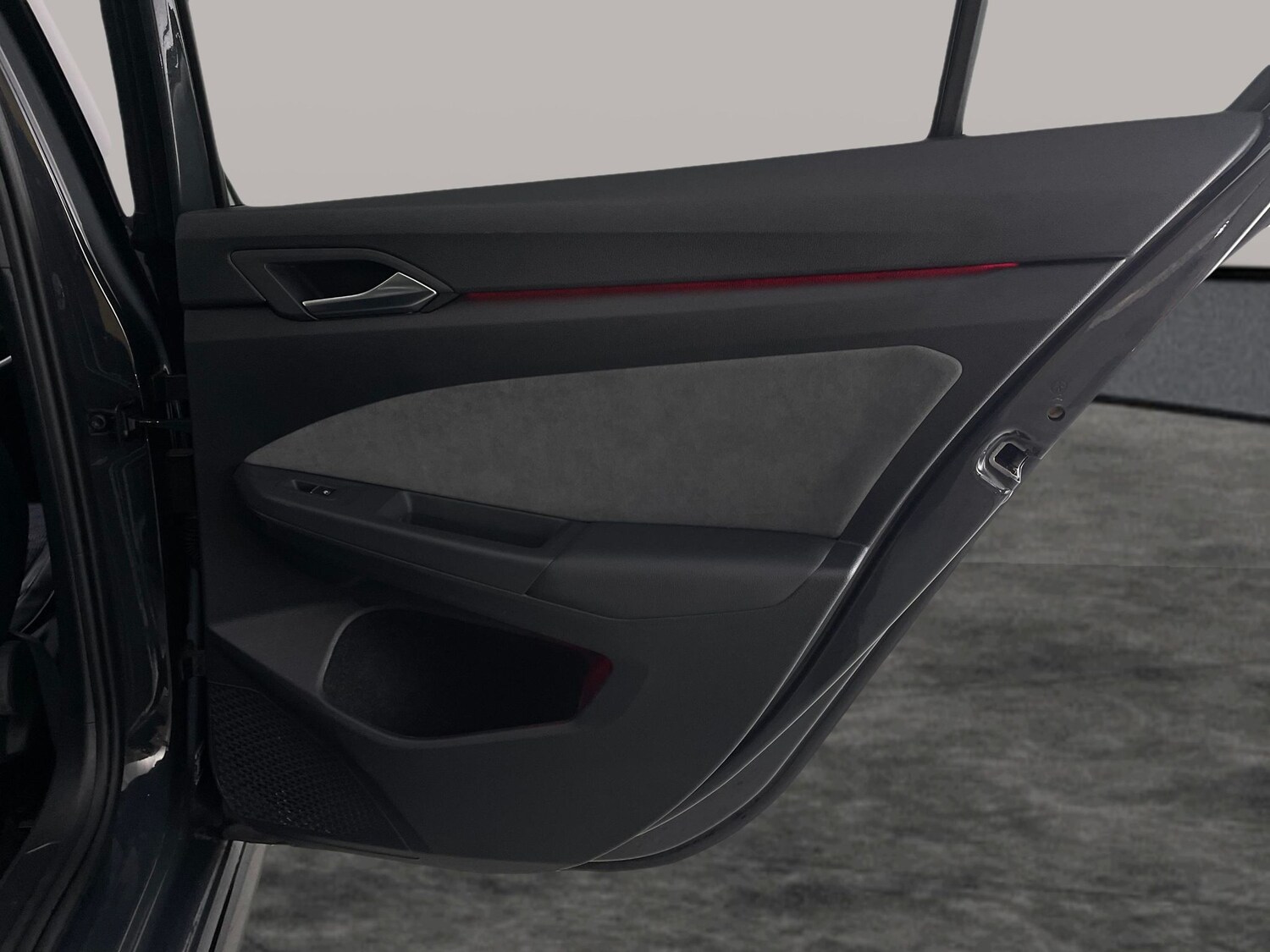 Used Volkswagen Golf 2022 for sale - 77565555: Photo 32