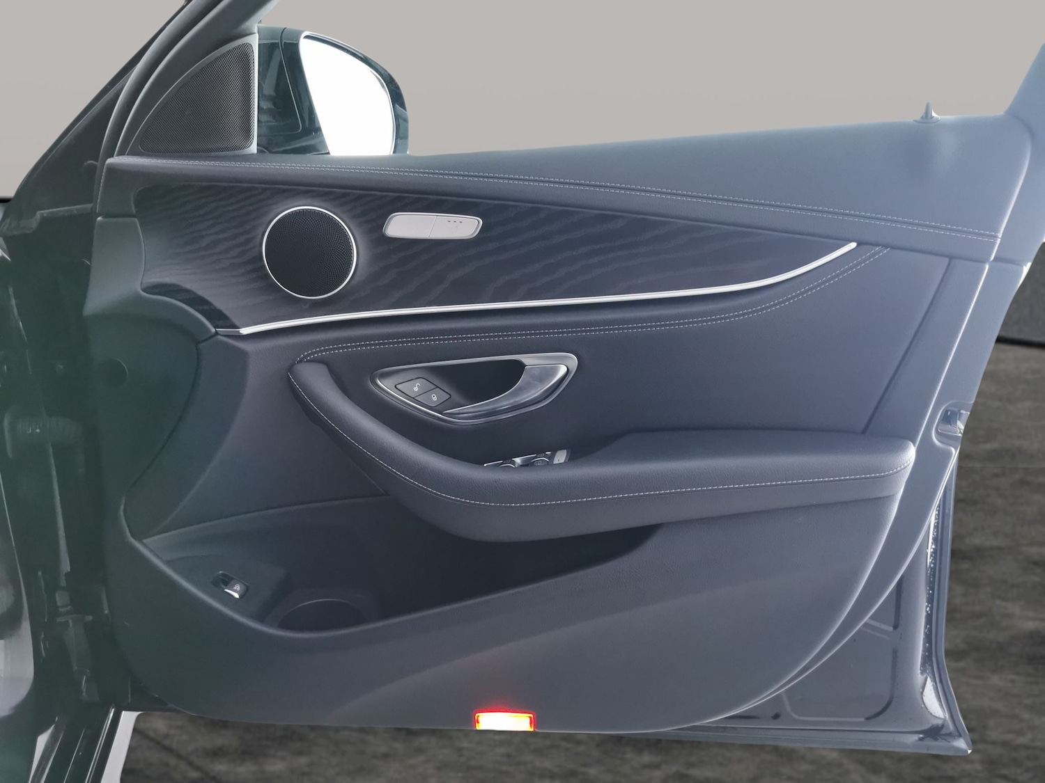 Used Mercedes-Benz E Class 2021 for sale - 77259408: Photo 31