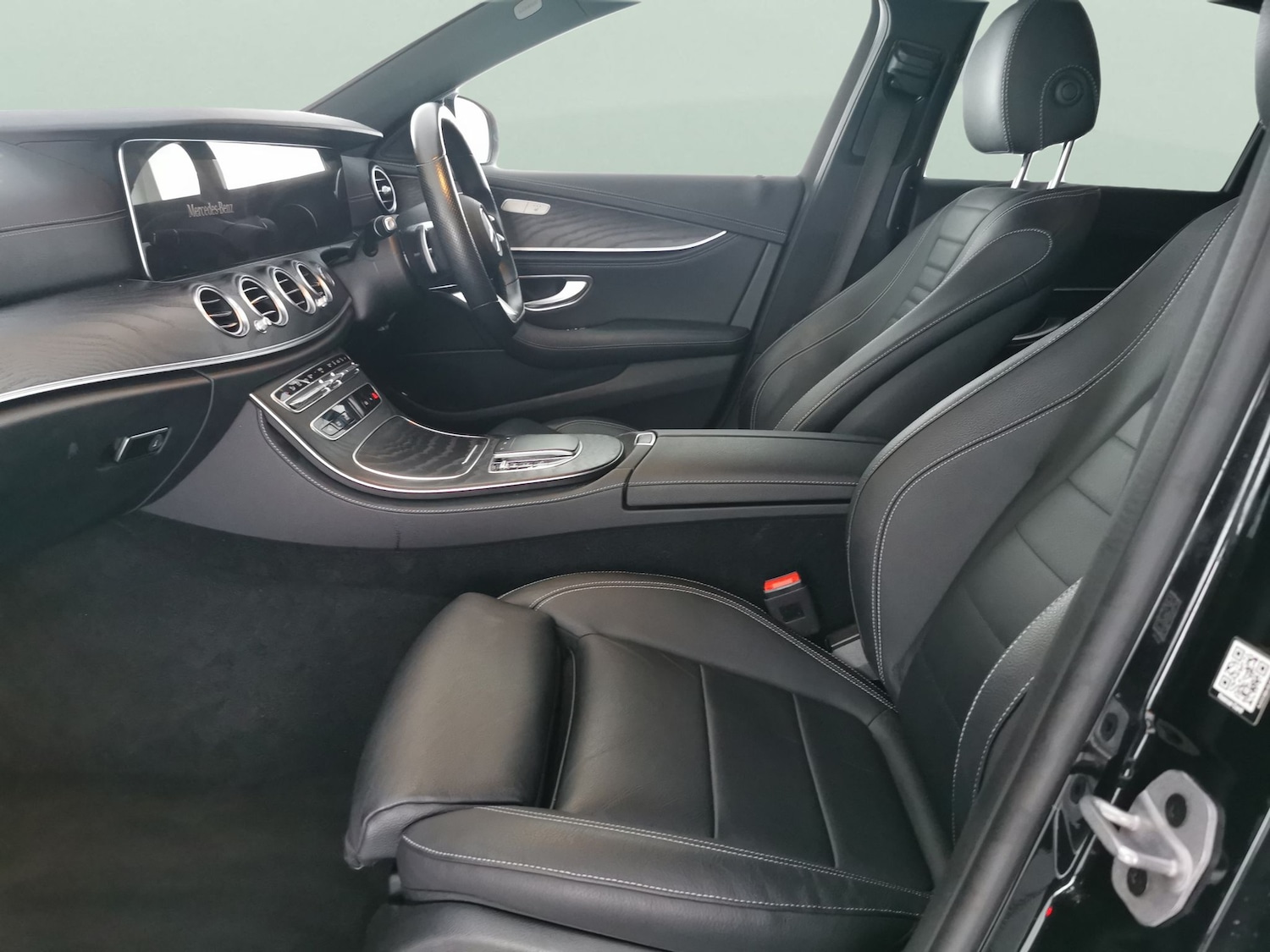 Used Mercedes-Benz E Class 2021 for sale - 77259408: Photo 4