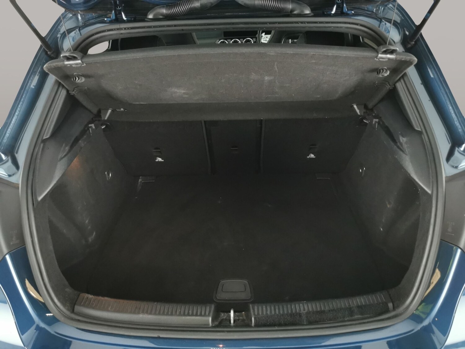 Used Mercedes-Benz A-Class 2019 for sale - 77529984: Photo 34