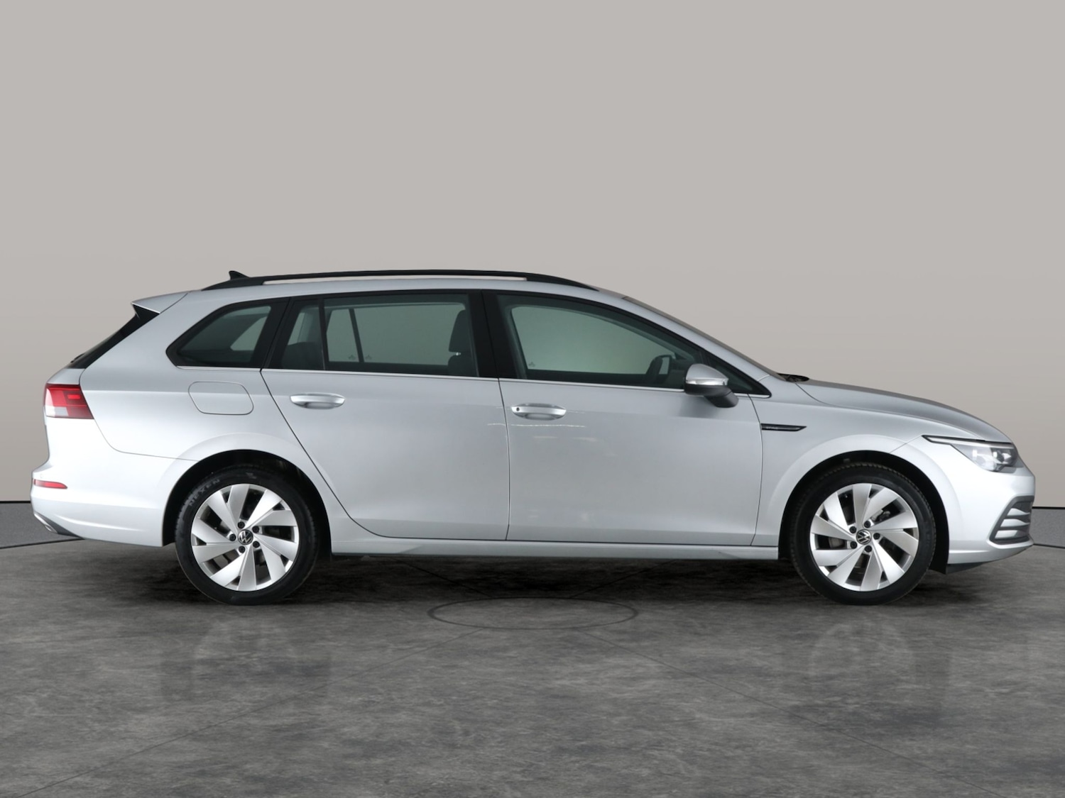 Used Volkswagen Golf 2022 for sale - 76736189: Photo 8