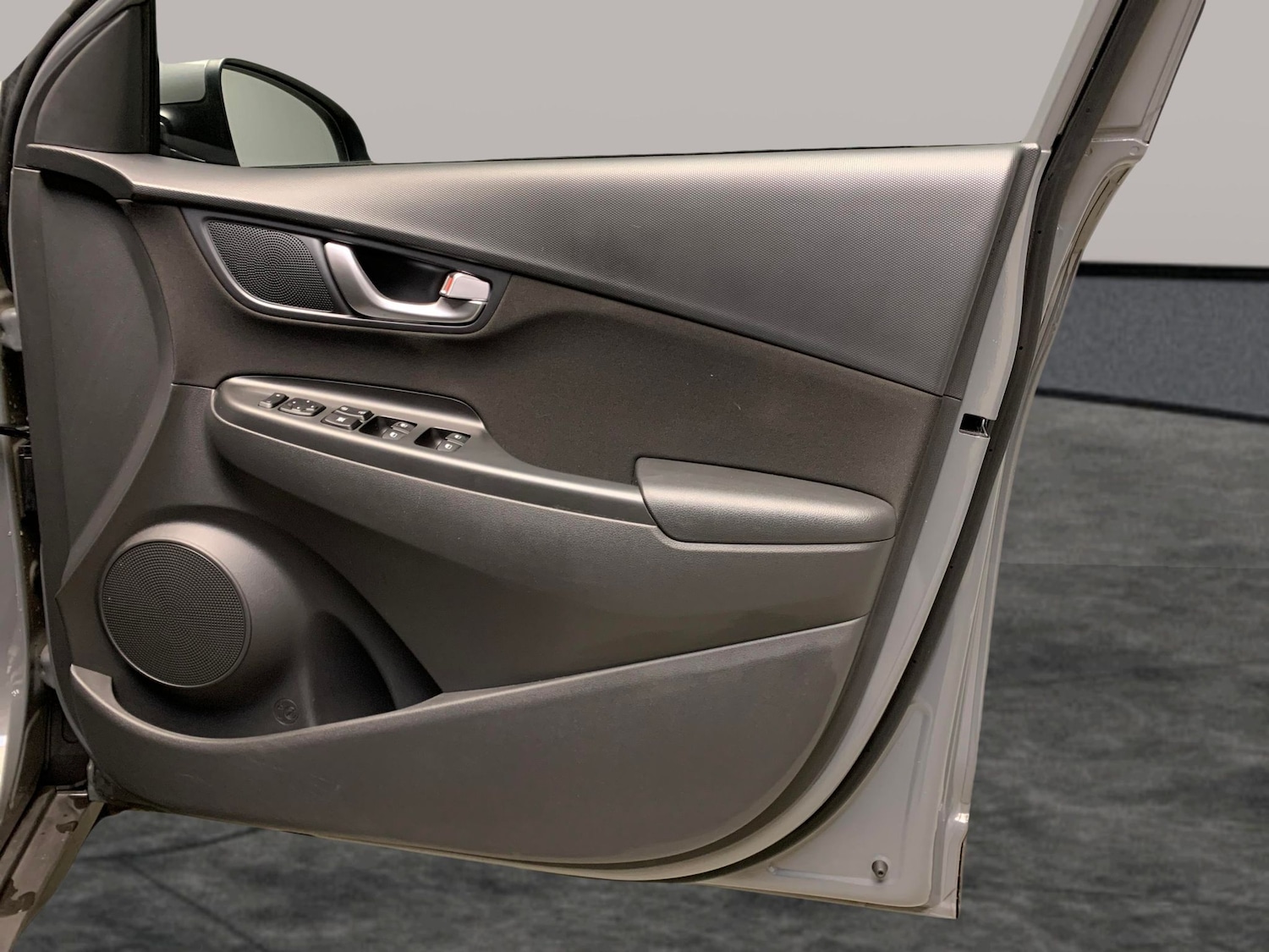 Used Hyundai KONA 2023 for sale - 77136685: Photo 28