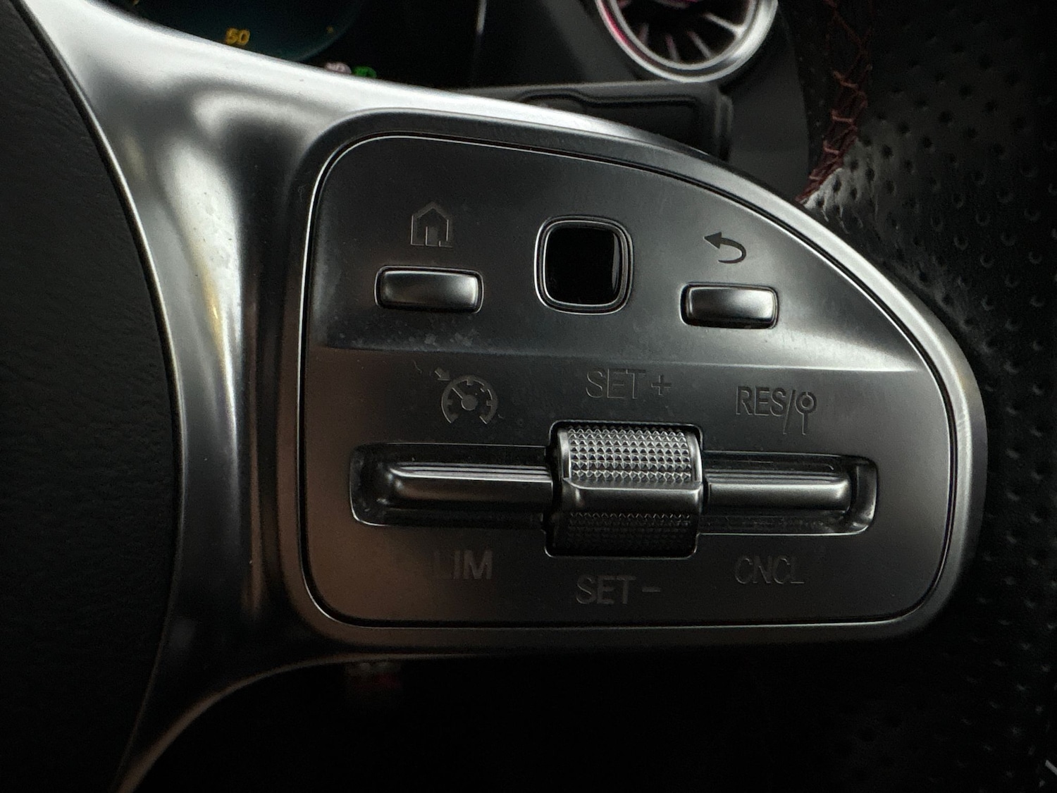 Vehicle 33