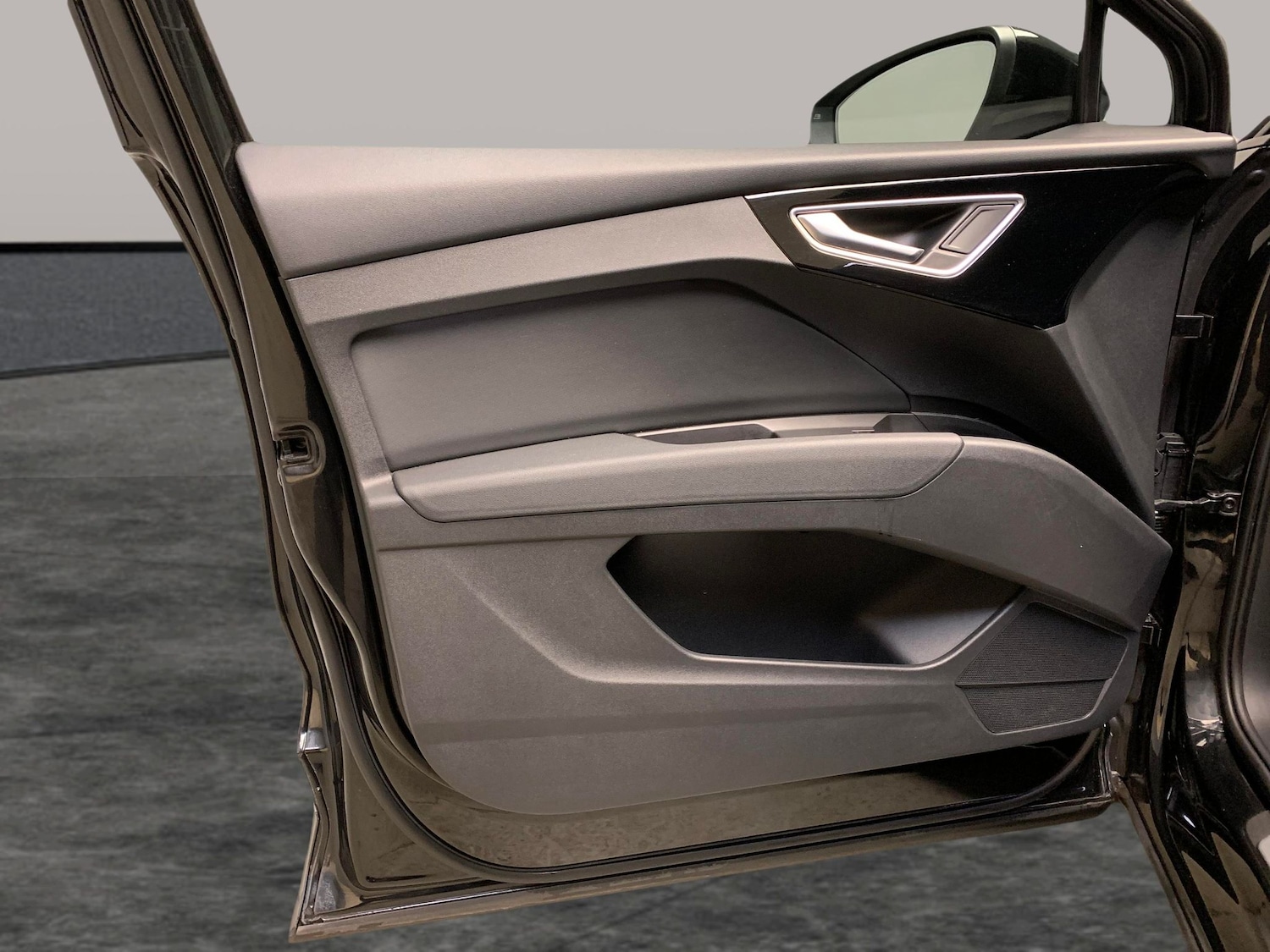 Used Audi Q4 e-tron 2021 for sale - 76684670: Photo 24