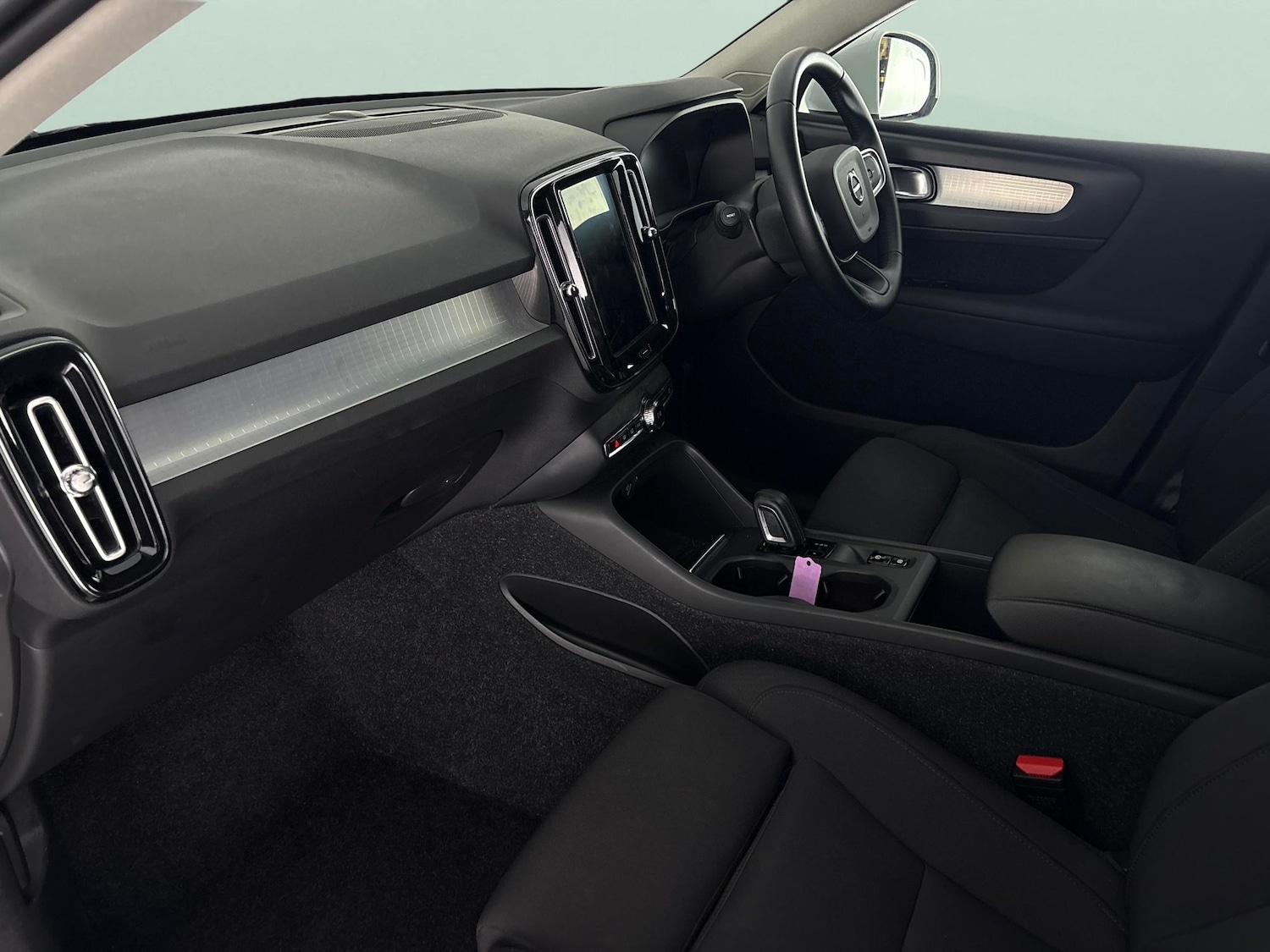 Used Volvo XC40 2020 for sale - 76967178: Photo 4