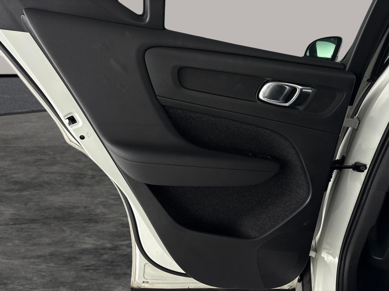 Used Volvo XC40 2020 for sale - 76967178: Photo 41