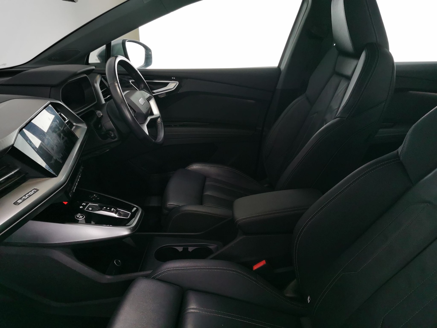 Used Audi Q4 e-tron 2022 for sale - 78022958: Photo 4