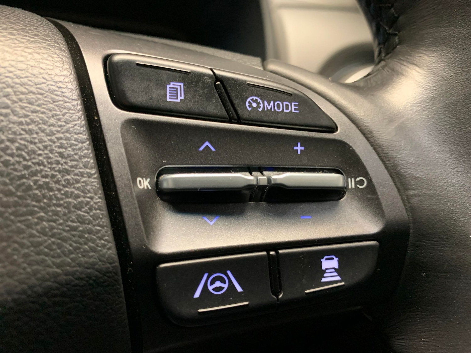 Used Hyundai KONA 2023 for sale - 77069682: Photo 21