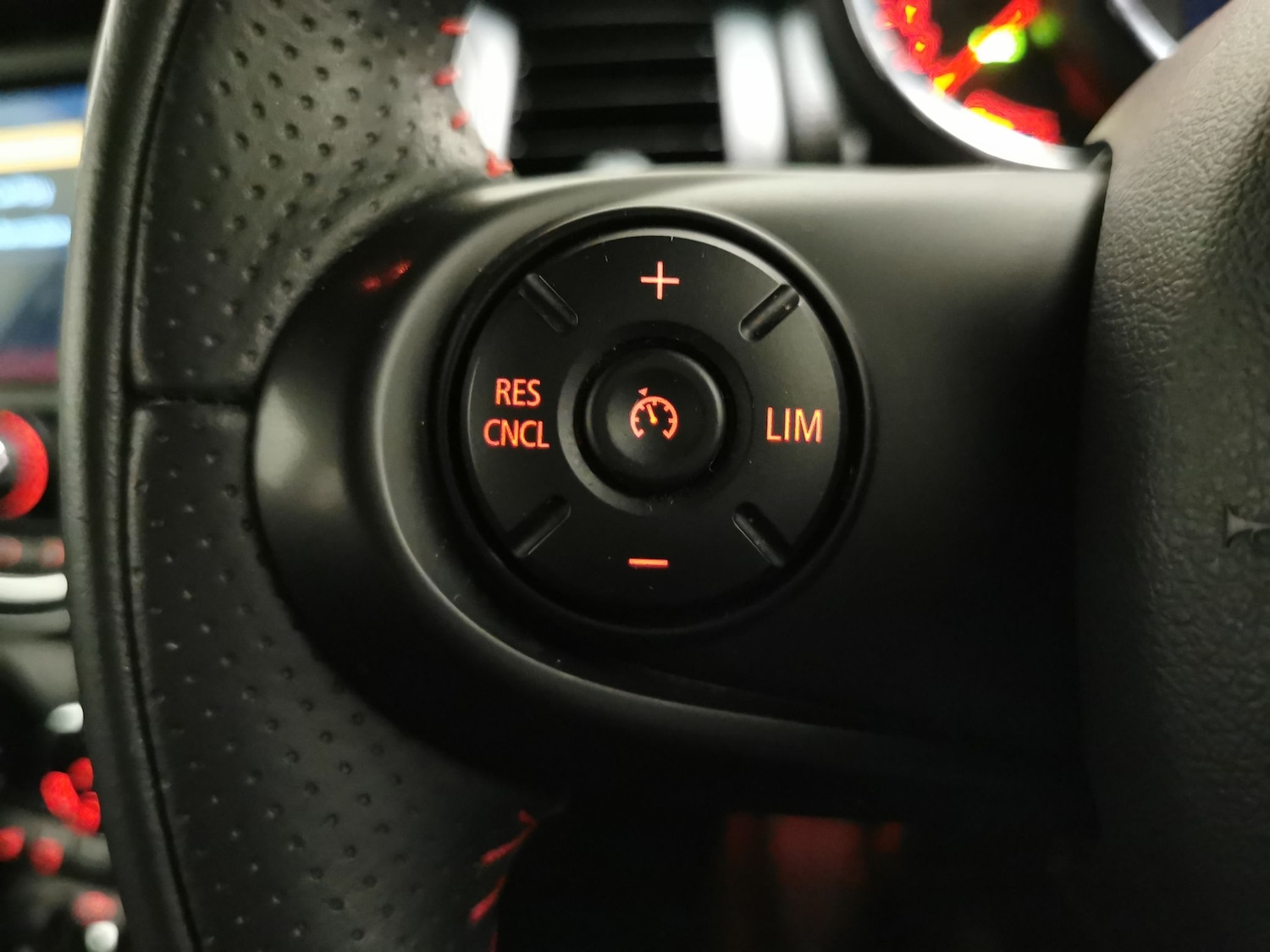 Used MINI Hatch 2020 for sale - 76529024: Photo 19