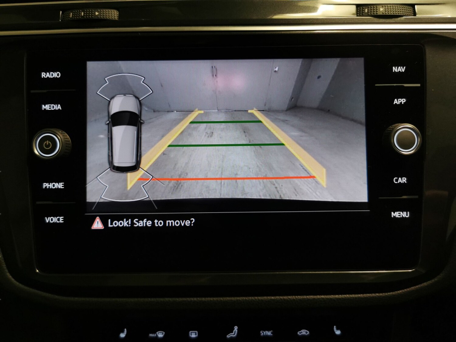 Used Volkswagen Tiguan 2020 for sale - 78218562: Photo 6