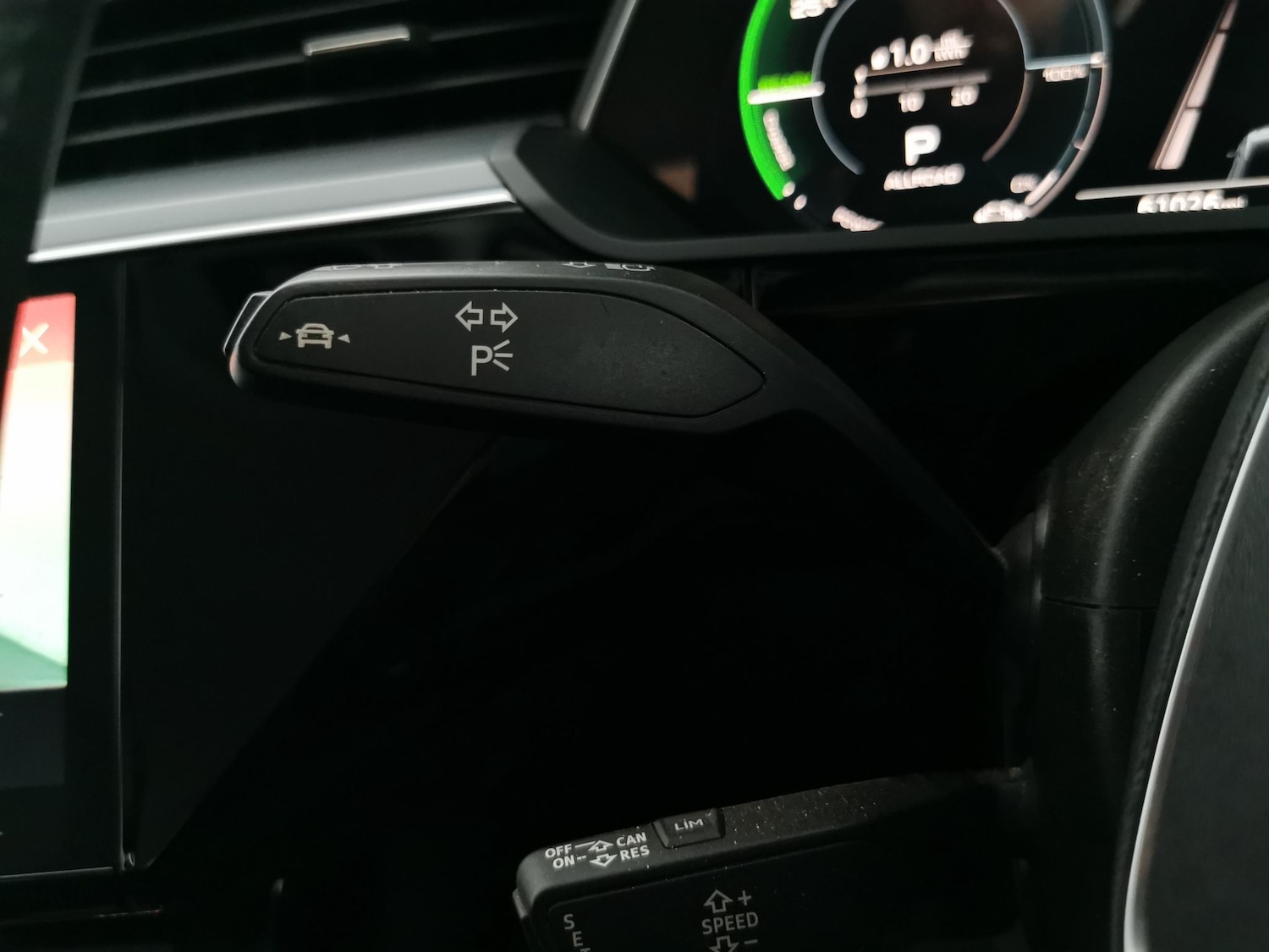 Used Audi e-tron 2020 for sale - 77746509: Photo 25