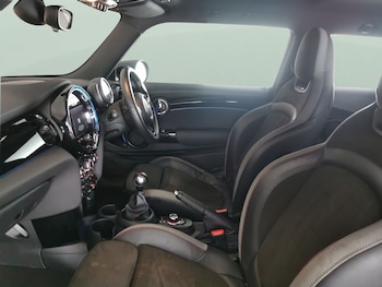 Used MINI Hatch 2021 for sale - 77552627: Photo