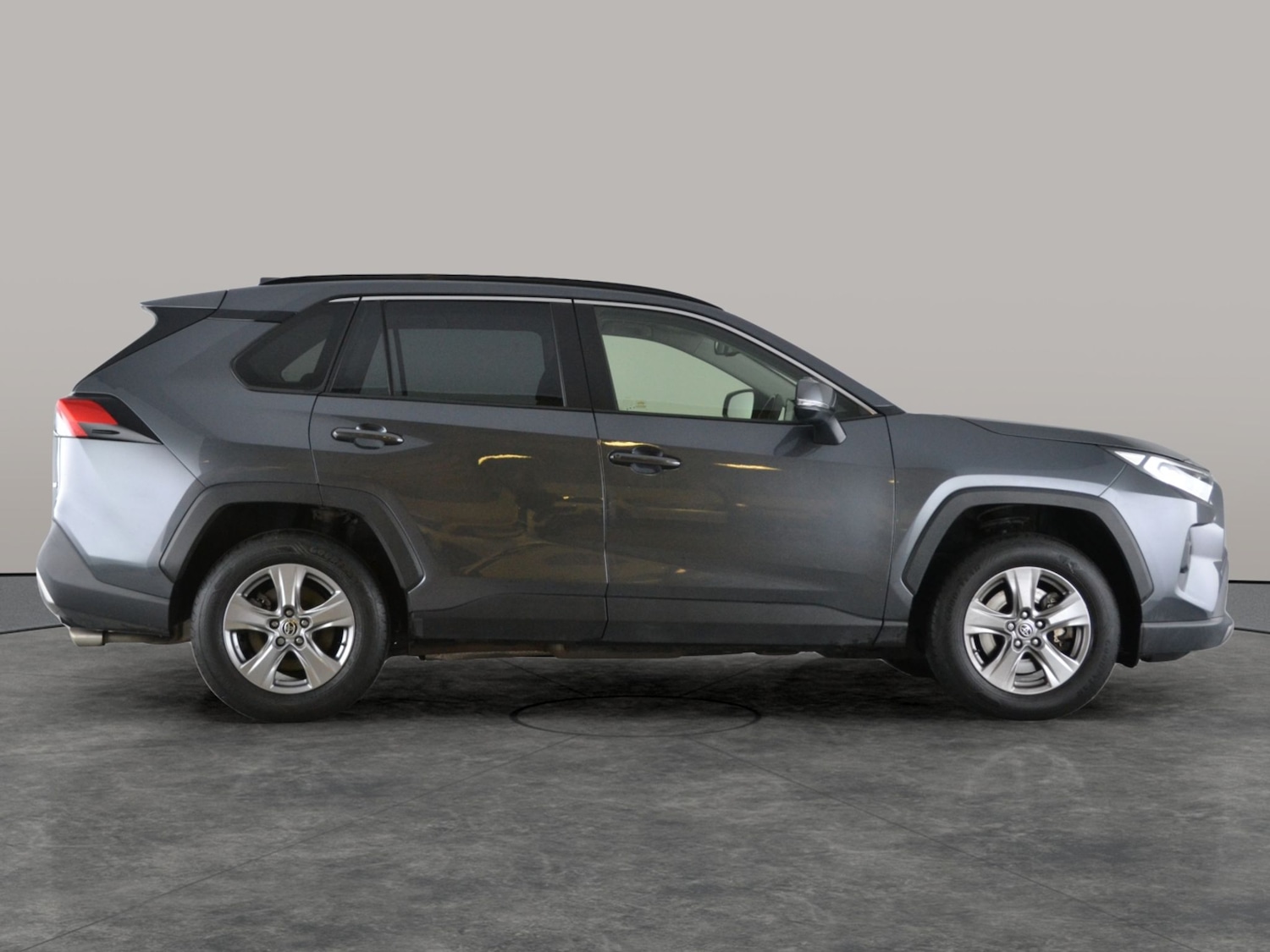 Used Toyota RAV4 2022 for sale - 77529882: Photo 11