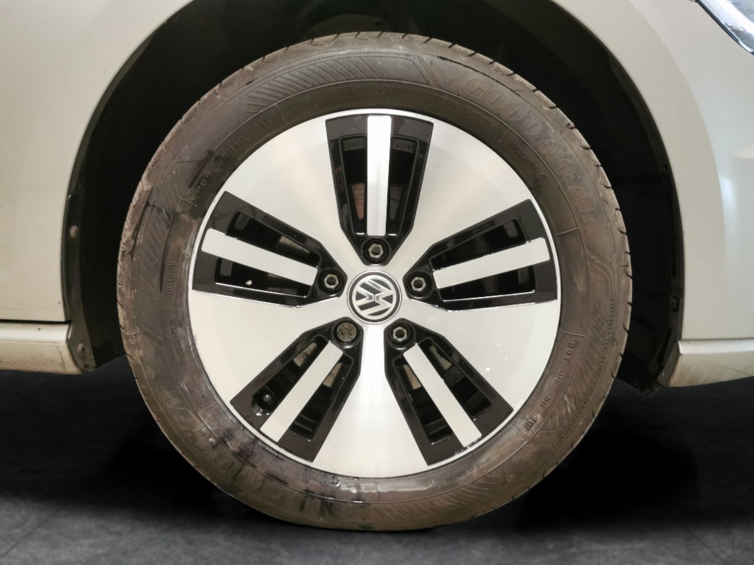 Used Volkswagen Golf 2020 for sale - 78061711: Photo 20