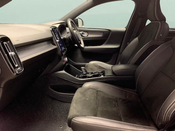 Used Volvo XC40 2020 for sale - 76310588: Photo 4