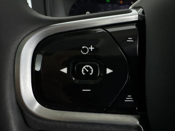 Used Volvo XC90 2022 for sale - 76144075: Photo 28