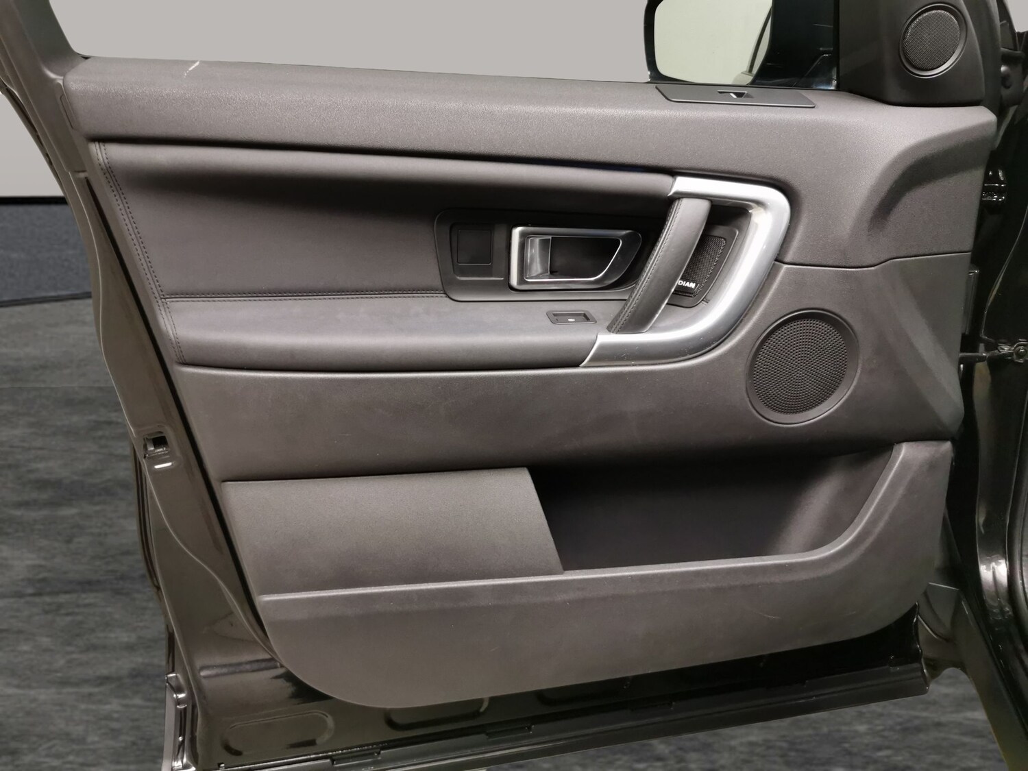 Used Land Rover Discovery Sport 2018 for sale - 77499944: Photo 27