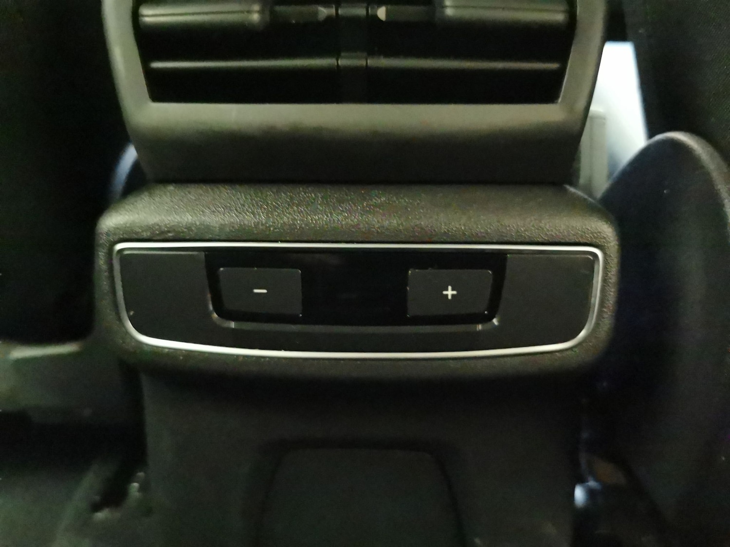 Used Audi Q4 e-tron 2023 for sale - 77012124: Photo 13