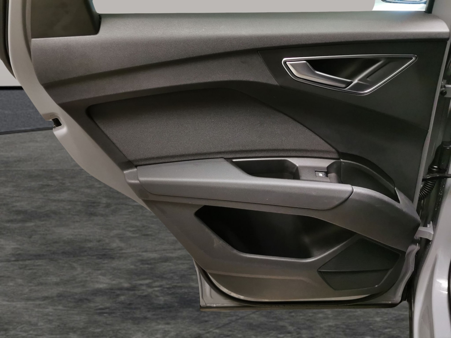 Used Audi Q4 e-tron 2023 for sale - 77012124: Photo 27