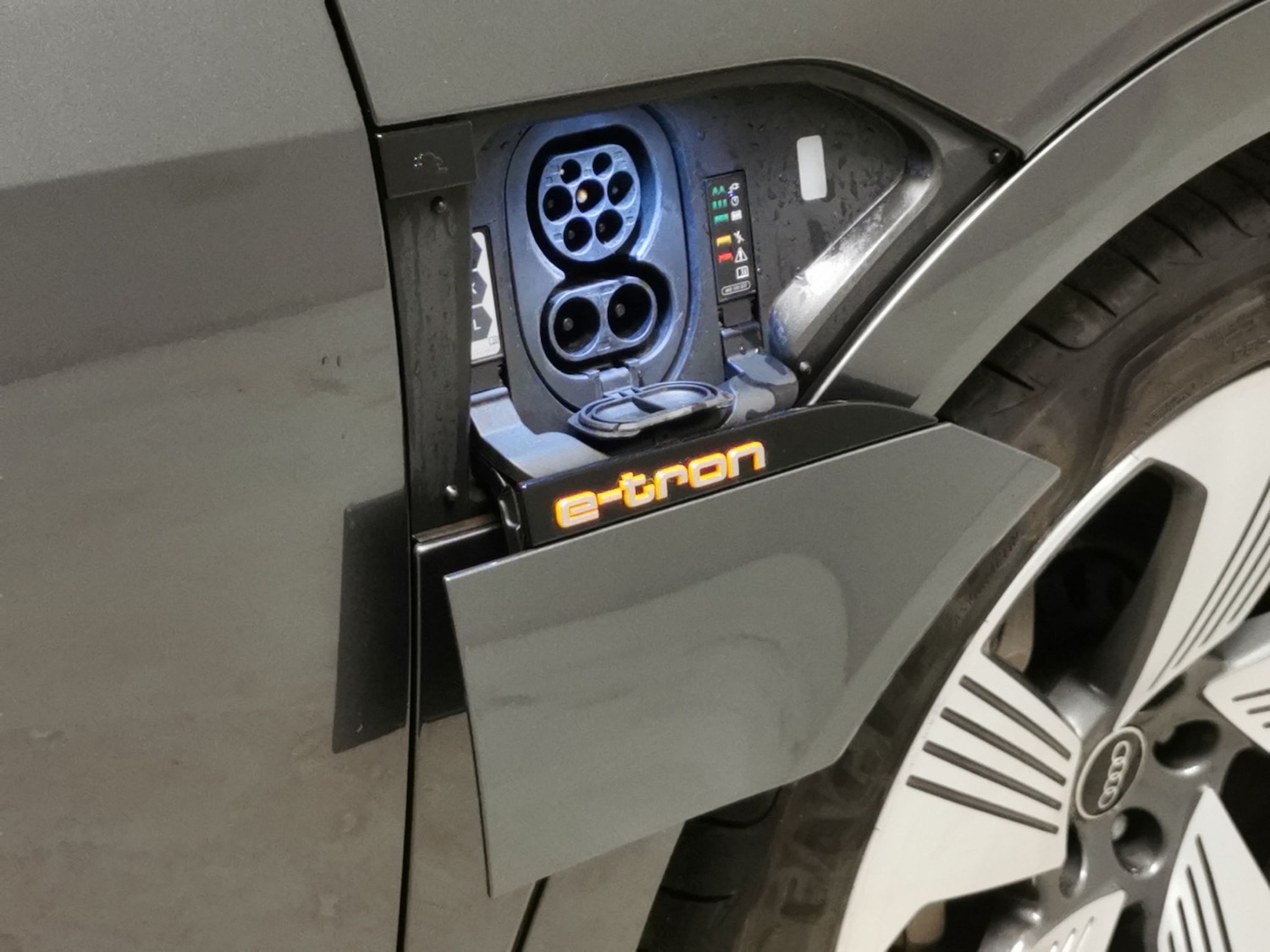 Used Audi e-tron 2022 for sale - 77164348: Photo 30