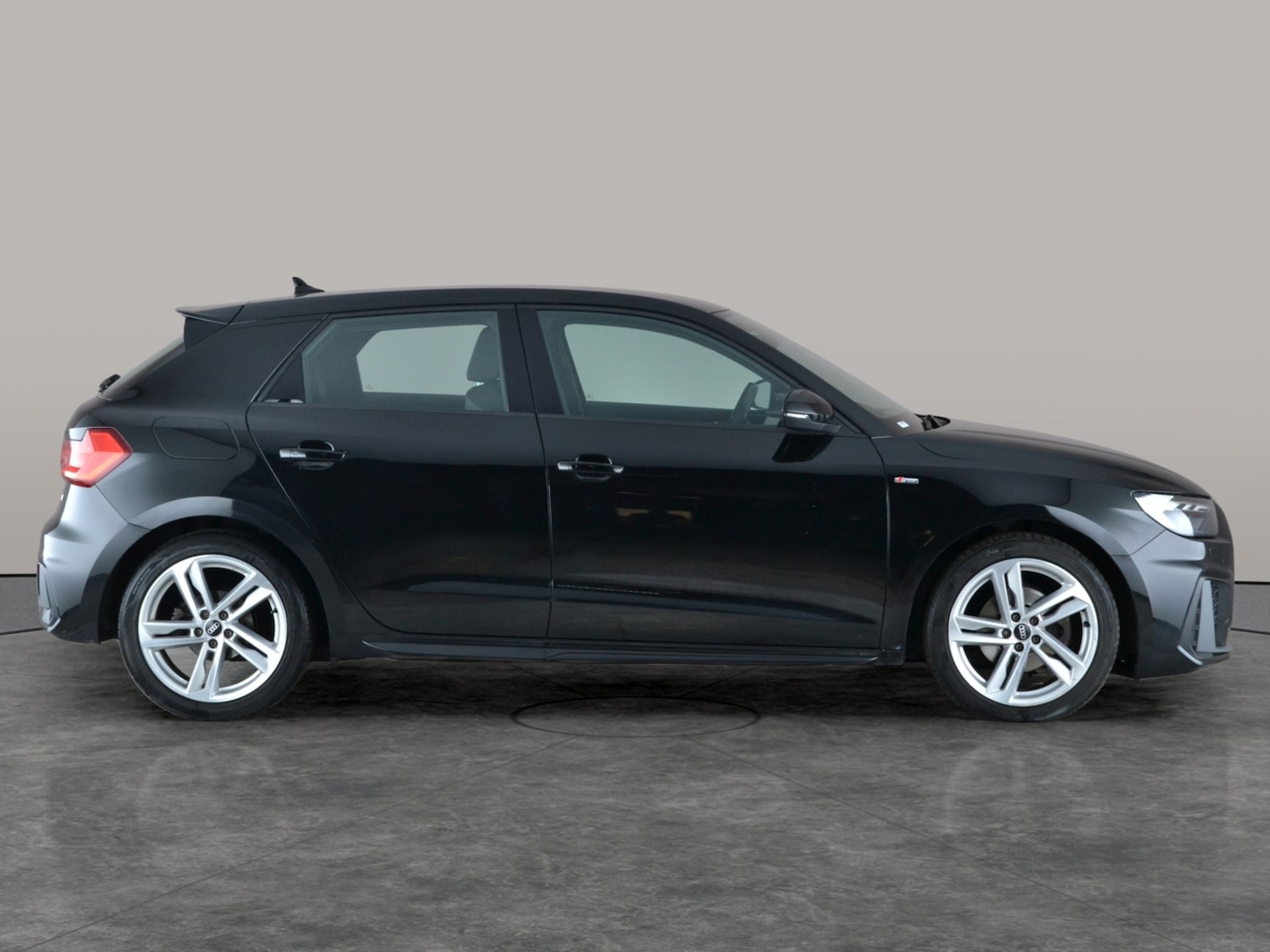 Used Audi A1 2020 for sale - 77240619: Photo 8
