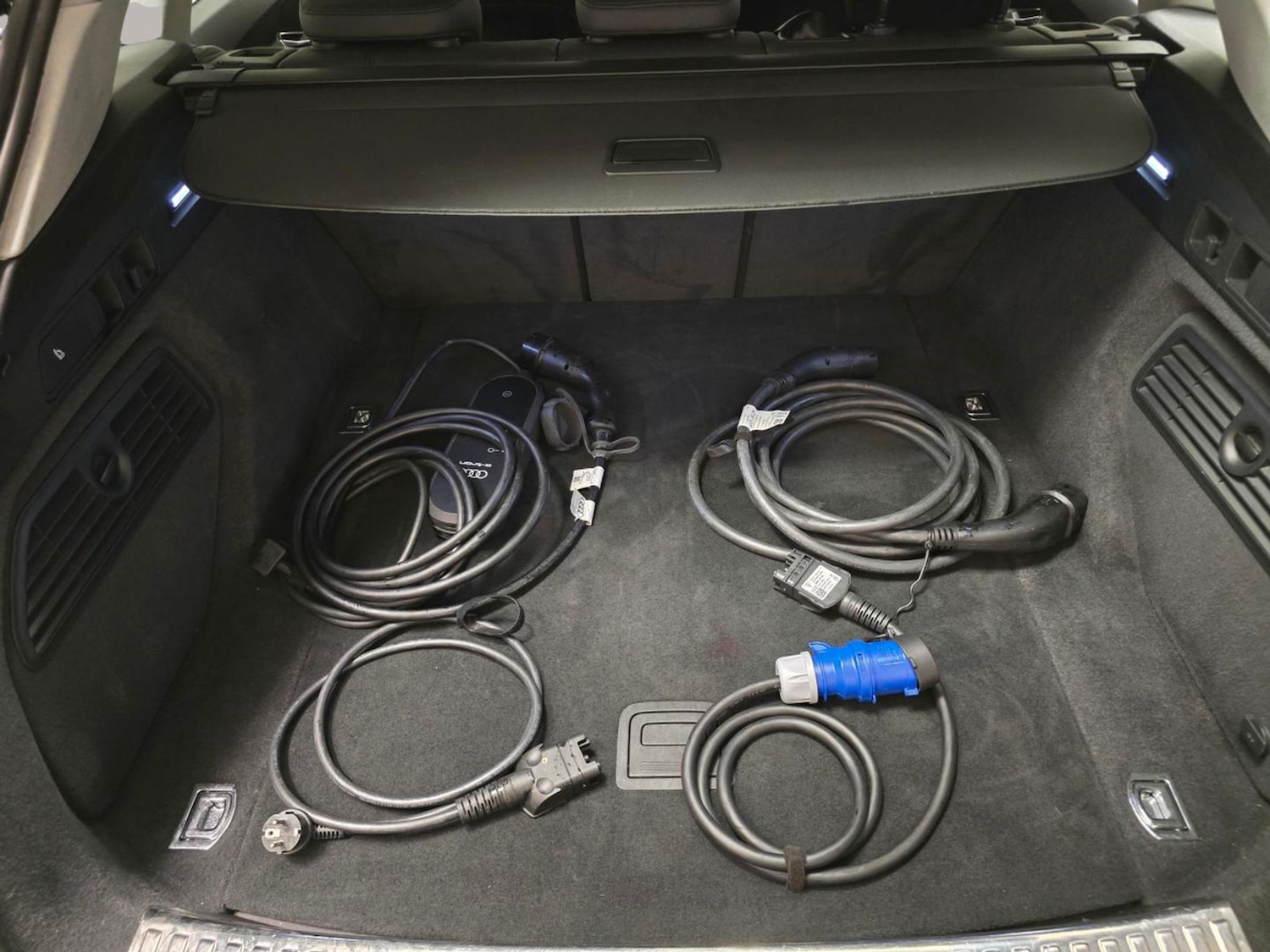 Used Audi e-tron 2020 for sale - 76661493: Photo 32