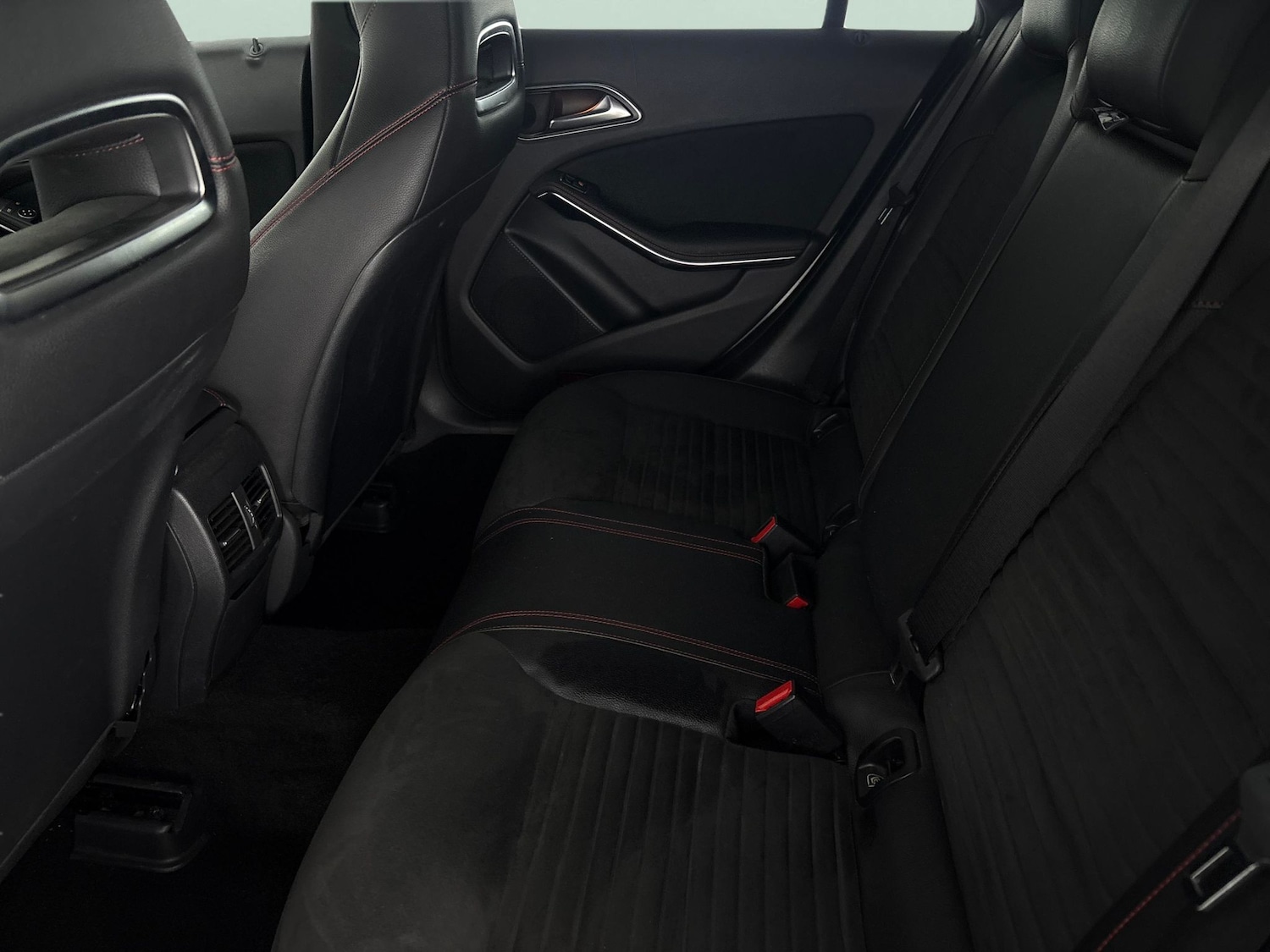 Used Mercedes-Benz CLA 2018 for sale - 76978309: Photo 25