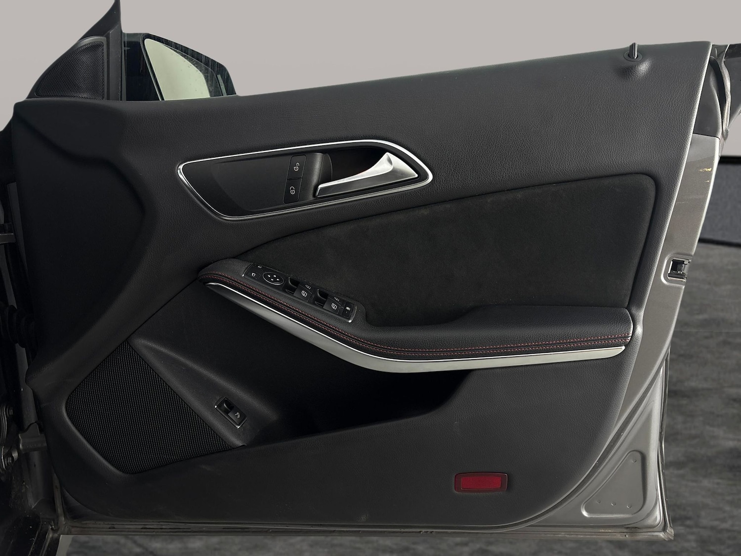 Used Mercedes-Benz CLA 2018 for sale - 76978309: Photo 27