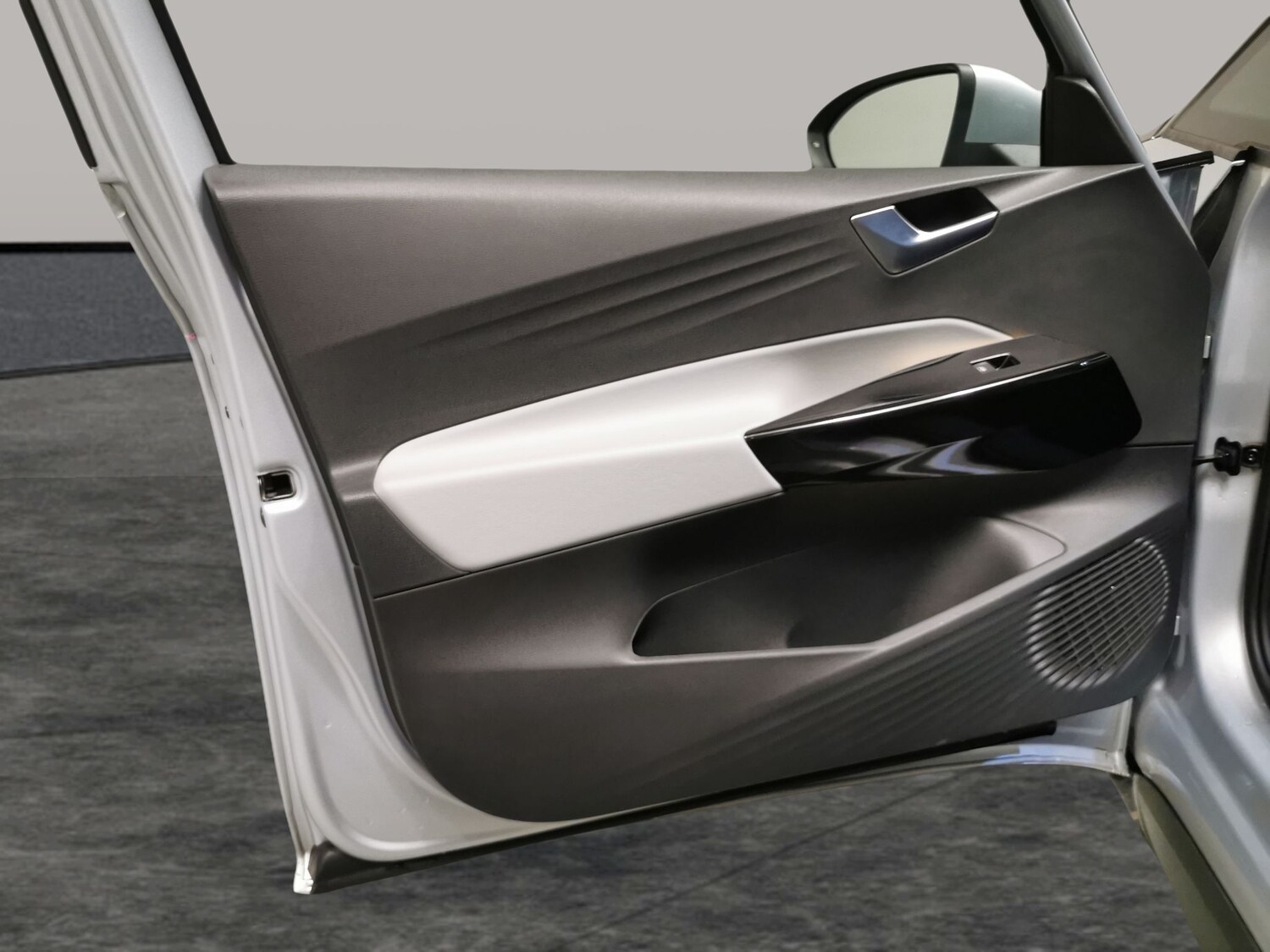 Used Volkswagen ID.3 2023 for sale - 77856055: Photo 22