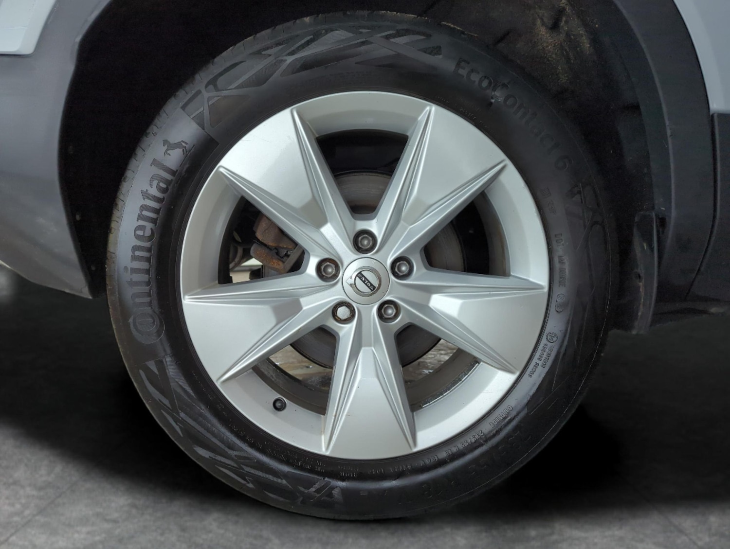 Used Volvo XC40 2024 for sale - 77846138: Photo 24