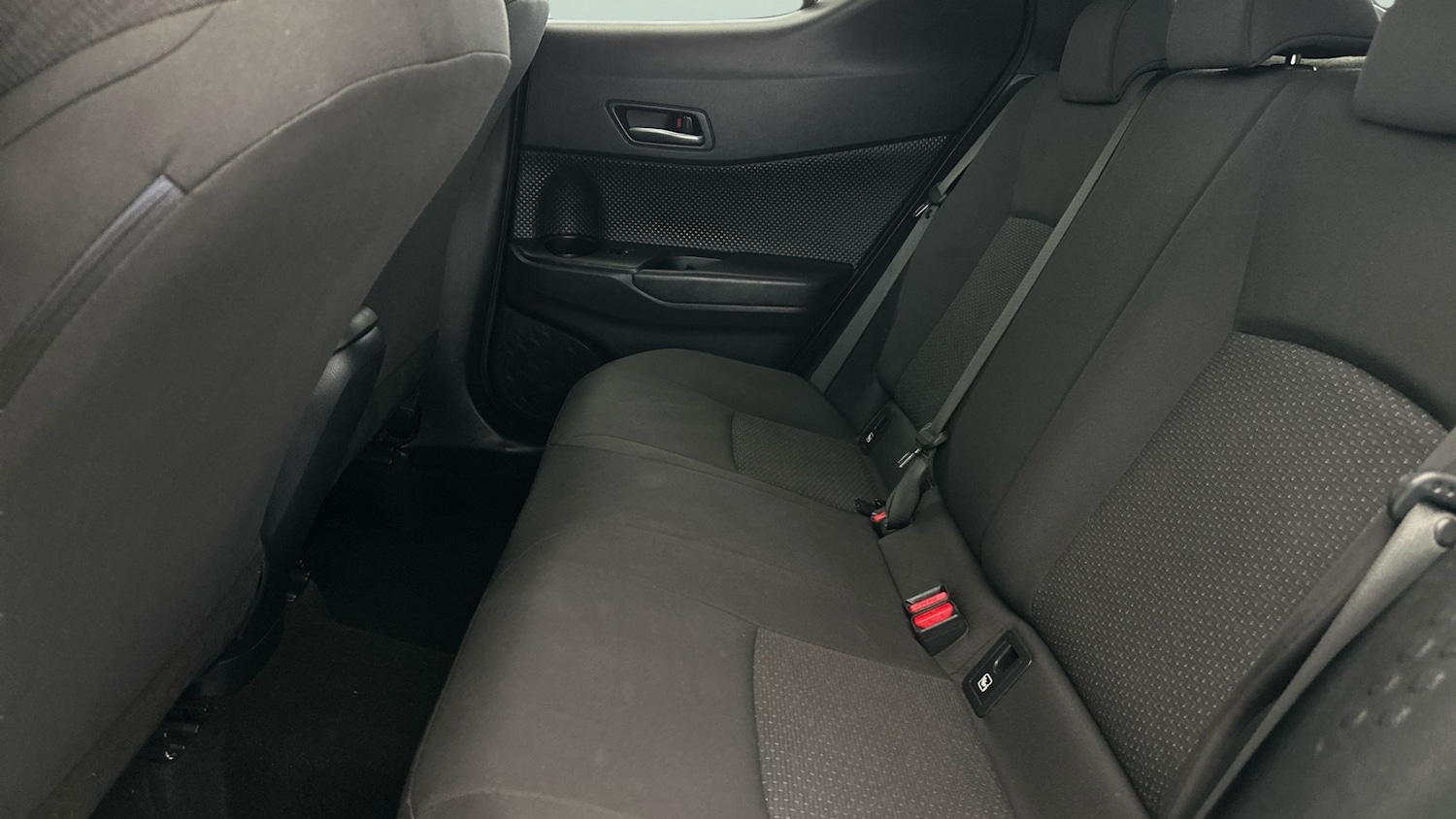 Used Toyota C-HR 2019 for sale - 76978347: Photo 17