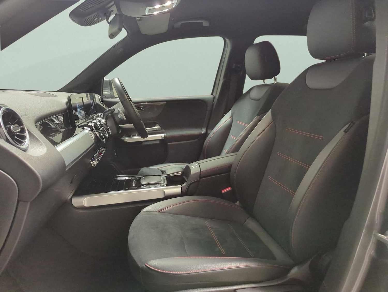 Used Mercedes-Benz GLB 2022 for sale - 78218585: Photo 4