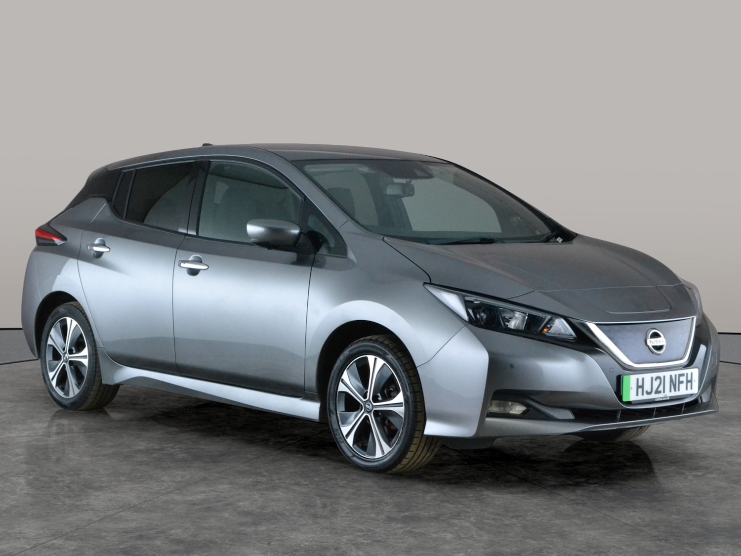 Used Nissan Leaf 2021 for sale - 78094141: Photo 8