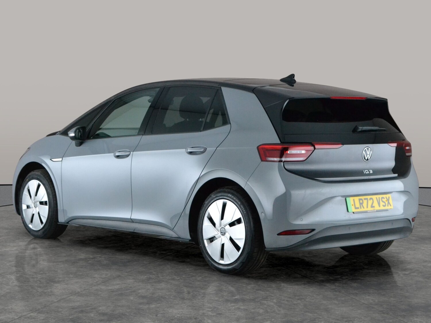 Used Volkswagen ID.3 2023 for sale - 77743360: Photo 11