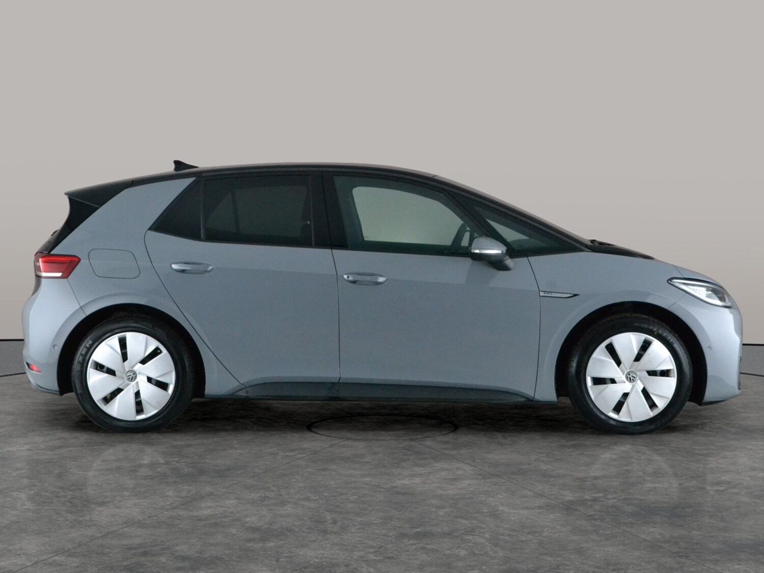 Used Volkswagen ID.3 2023 for sale - 77743360: Photo 8