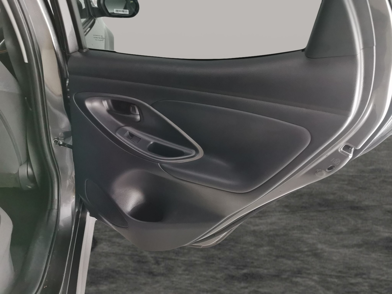 Used Toyota Yaris 2022 for sale - 77170843: Photo 31