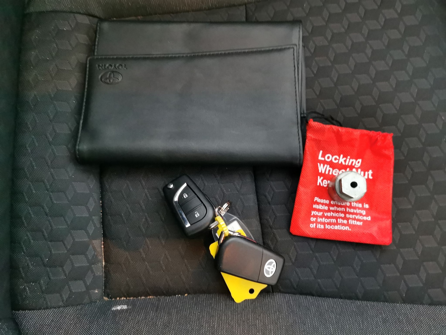 Used Toyota Yaris 2022 for sale - 77170843: Photo 32