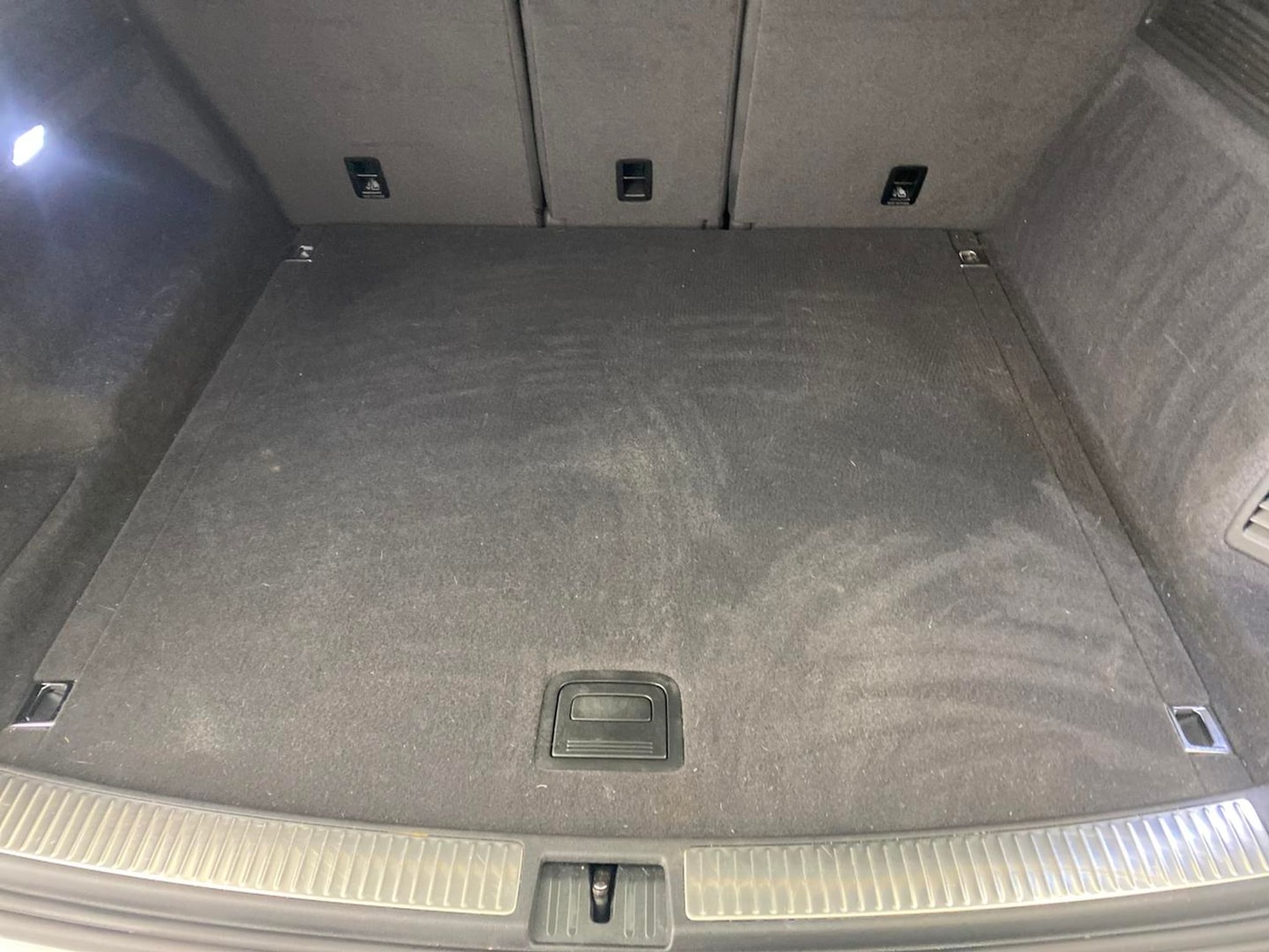 Used Volkswagen Touareg 2022 for sale - 77771569: Photo 8