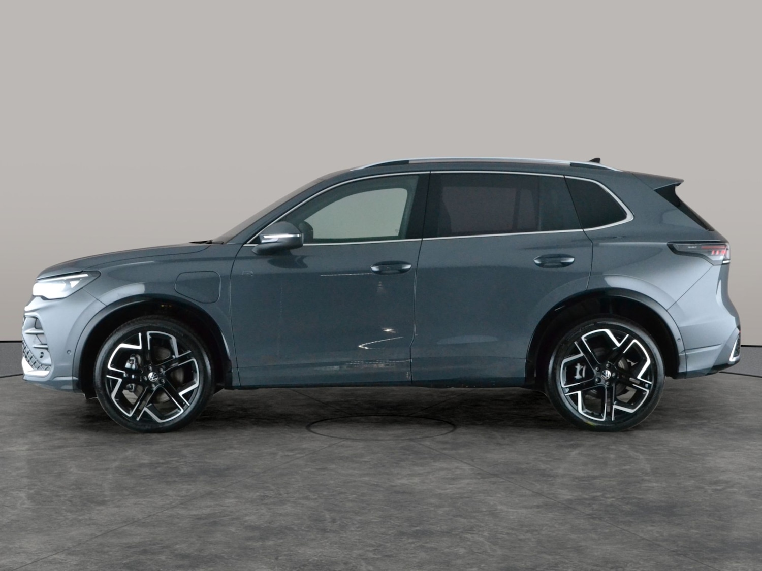 Used Volkswagen Tiguan 2025 for sale - 77563490: Photo 13