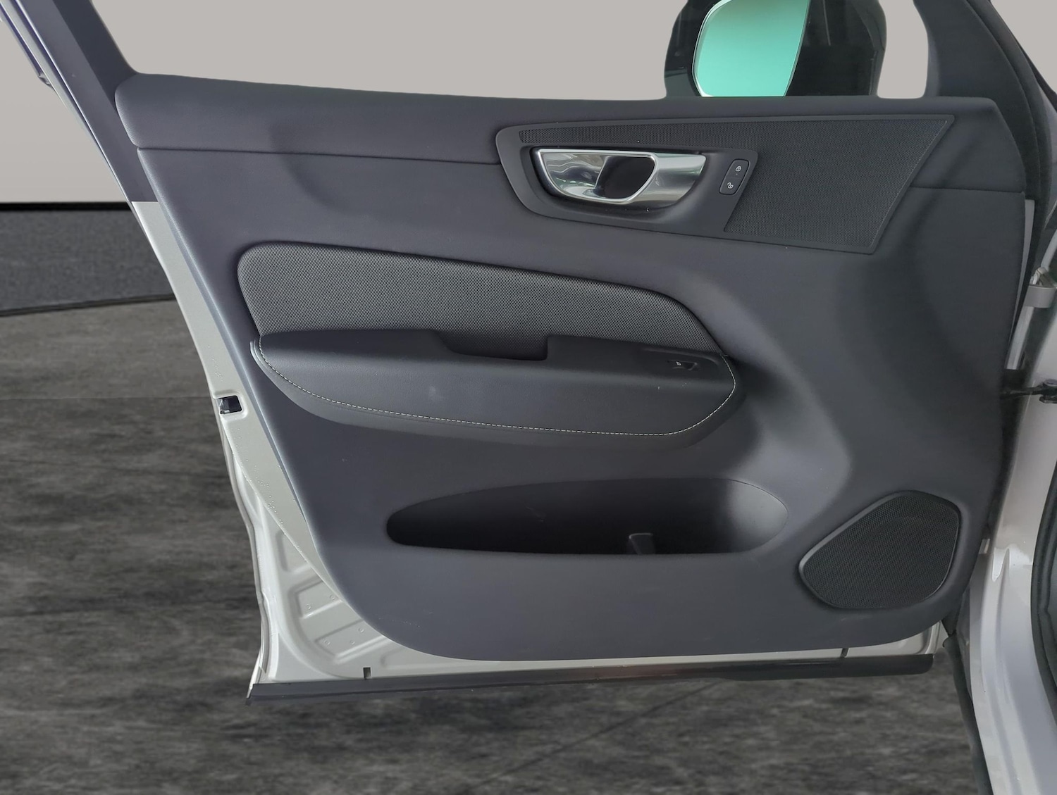 Used Volvo XC60 for sale - 77475435: Photo 30