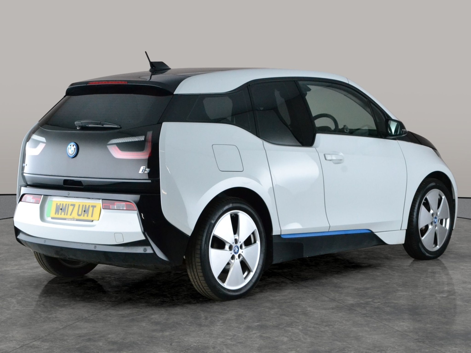 Used BMW i3 2017 for sale - 77965710: Photo 10