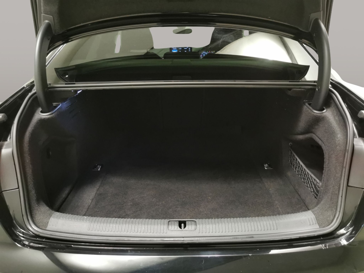 Used Audi A4 2021 for sale - 78129432: Photo 32