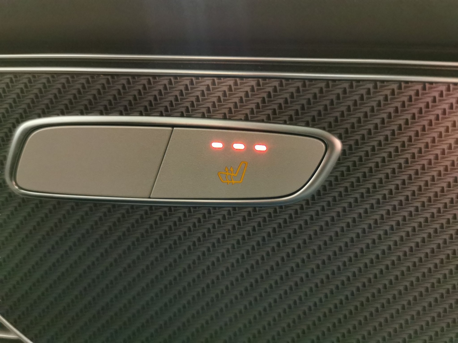 Used Mercedes-Benz EQC 2023 for sale - 77555756: Photo 19