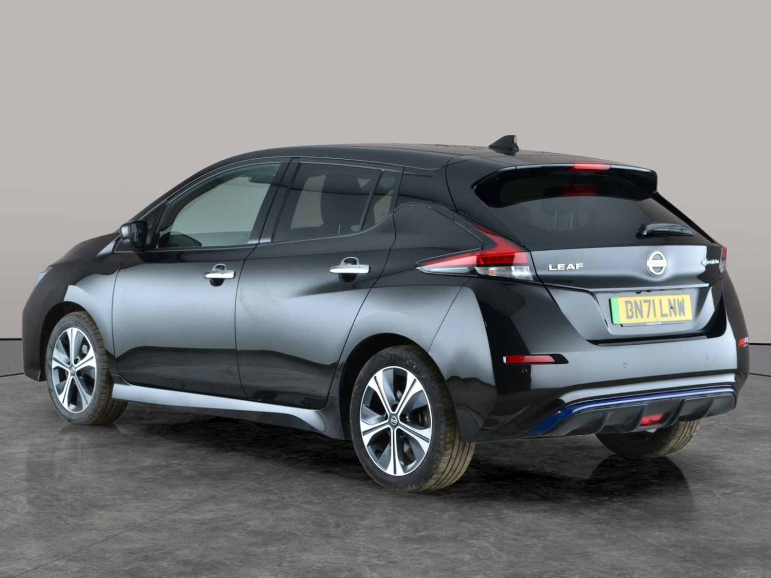 Used Nissan Leaf 2021 for sale - 77255966: Photo 14