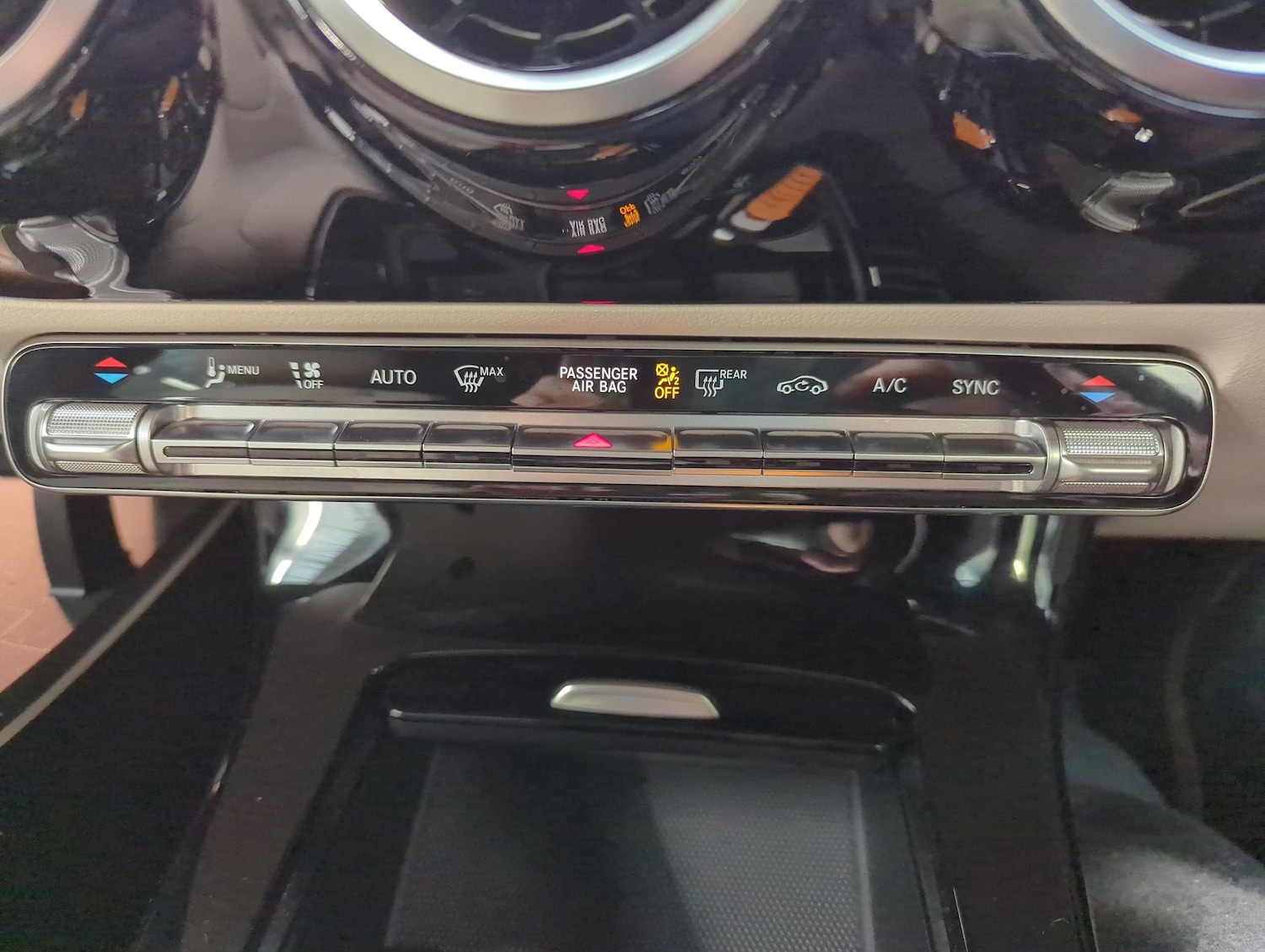 Used Mercedes-Benz CLA 2023 for sale - 77208097: Photo 18