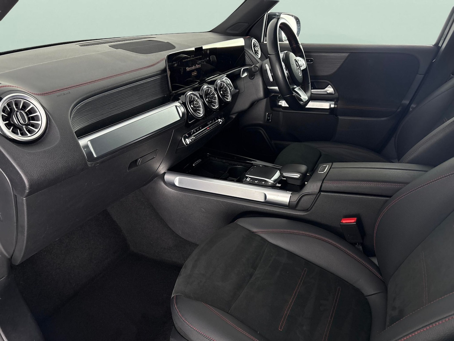 Used Mercedes-Benz EQB 2023 for sale - 77743335: Photo 4