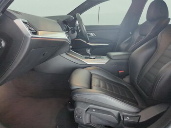 Used BMW 3 Series 2019 for sale - 77347425: Photo