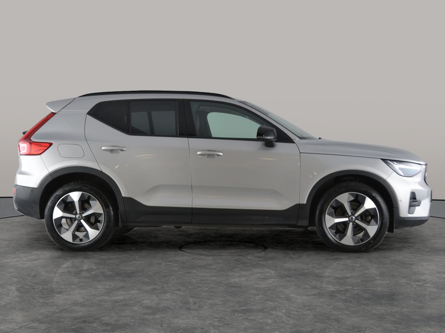 Used Volvo XC40 2022 for sale - 76684707: Photo 14
