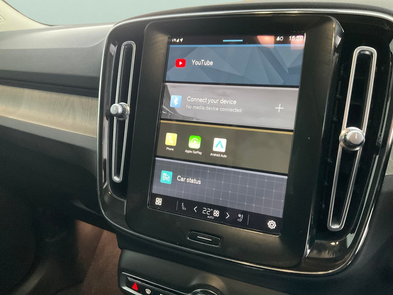 Used Volvo XC40 2022 for sale - 76684707: Photo 19