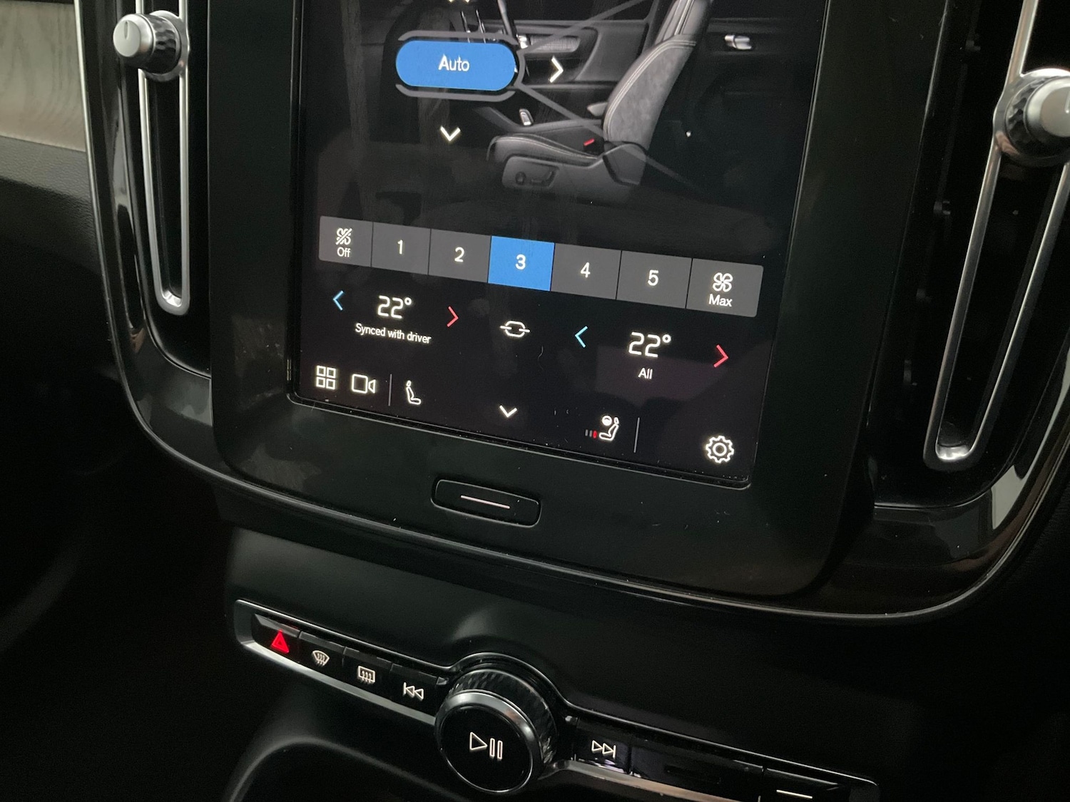 Used Volvo XC40 2022 for sale - 76684707: Photo 24